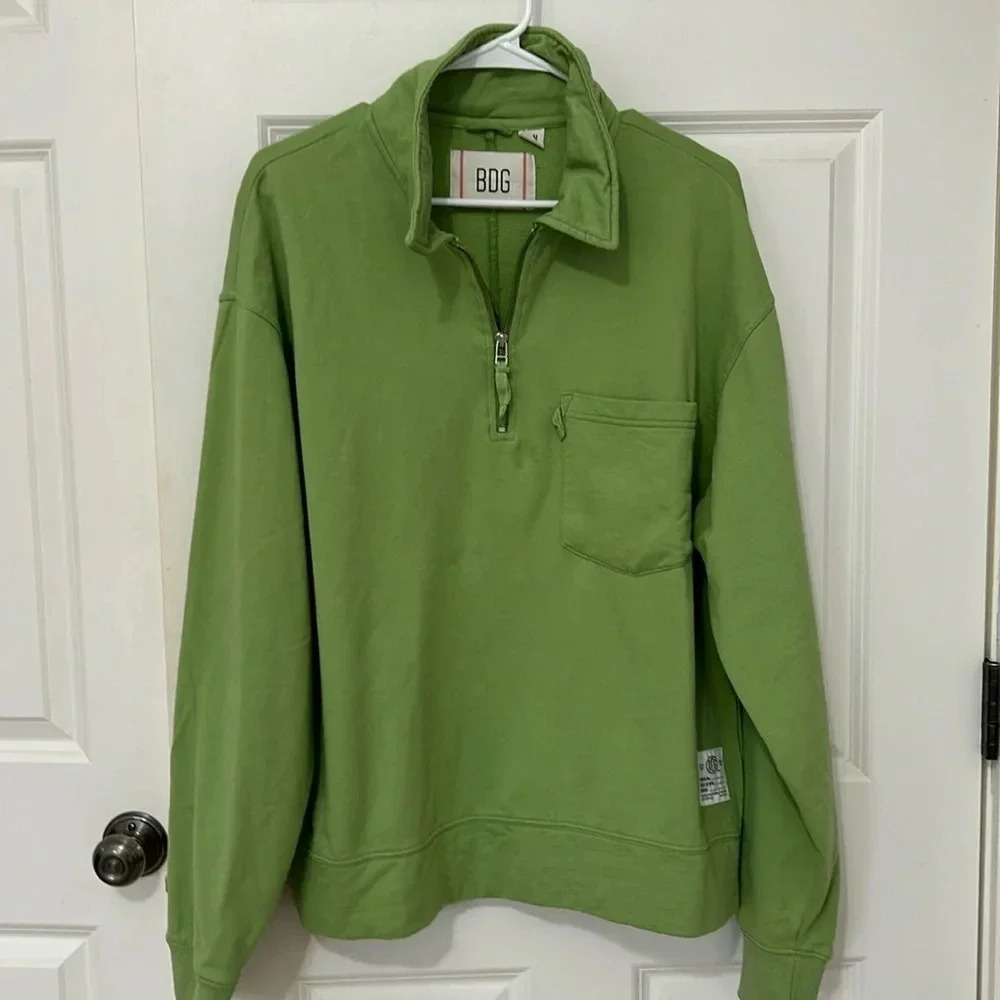 Urban outfitters BDG quarter zip sweatshirt size medium green fleece pullover